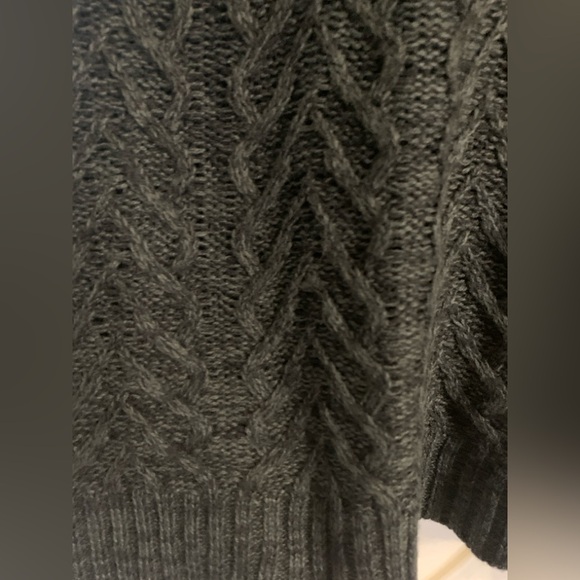 Faded Glory Cold Shoulder Sweater, size Medium. Black and grey tones. NWT - Picture 2 of 4